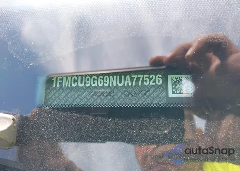 2022 Ford Escape Se из США, поврежденный, VIN 1FMCU9G69NUA77526